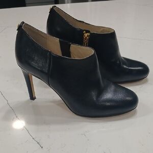 Michael Kors Black Leather Heels Sz7 Gentle Used